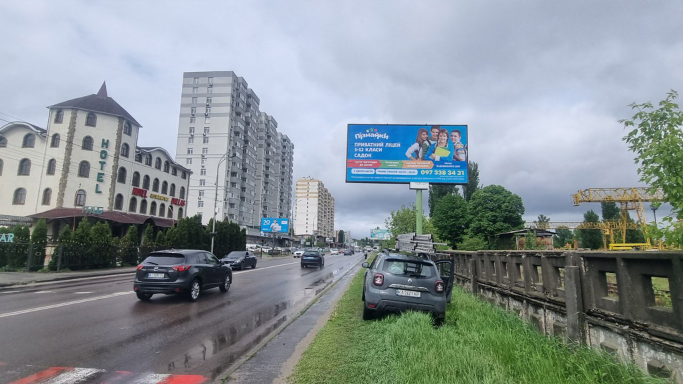 Billboard BCL 13, side A, Vyshhorod Billboard BCL 13, side A, Vyshhorod